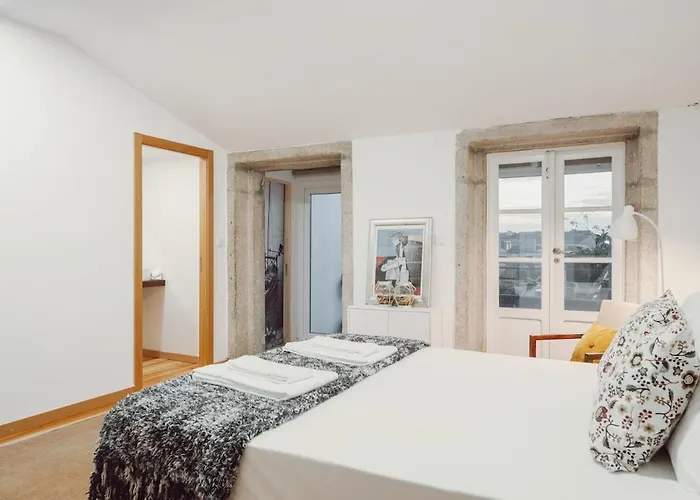 Papa With Terrace Daire